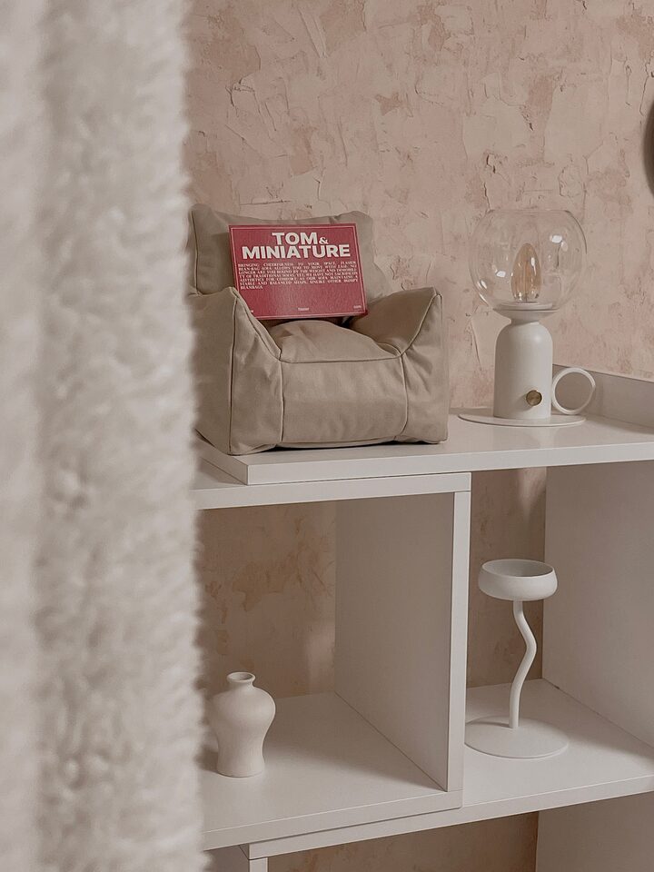 short form carousel card thumbnail