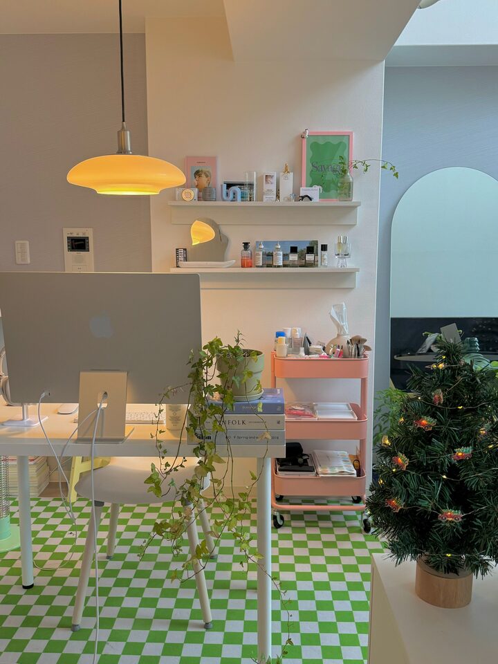 short form carousel card thumbnail