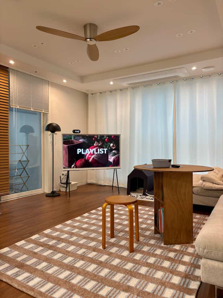  #seriftv #세리프티비  #우드인테리어