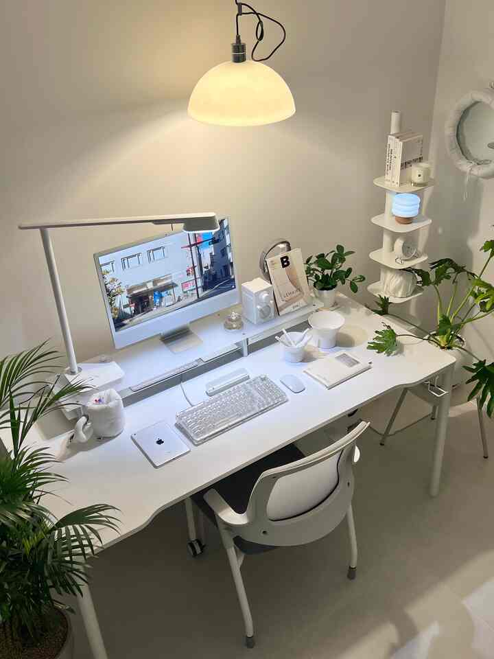 Radio Joahanun person!?!? 
There's a Bluetooth speaker that can even feel analog gaming, so go and check it out🤍🤍

#Study #블루투스스피커 #라디오 #라디오스피커 #미니스피커 #컴퓨터책상 #공부방 #책상인테리어 #데스크테리어