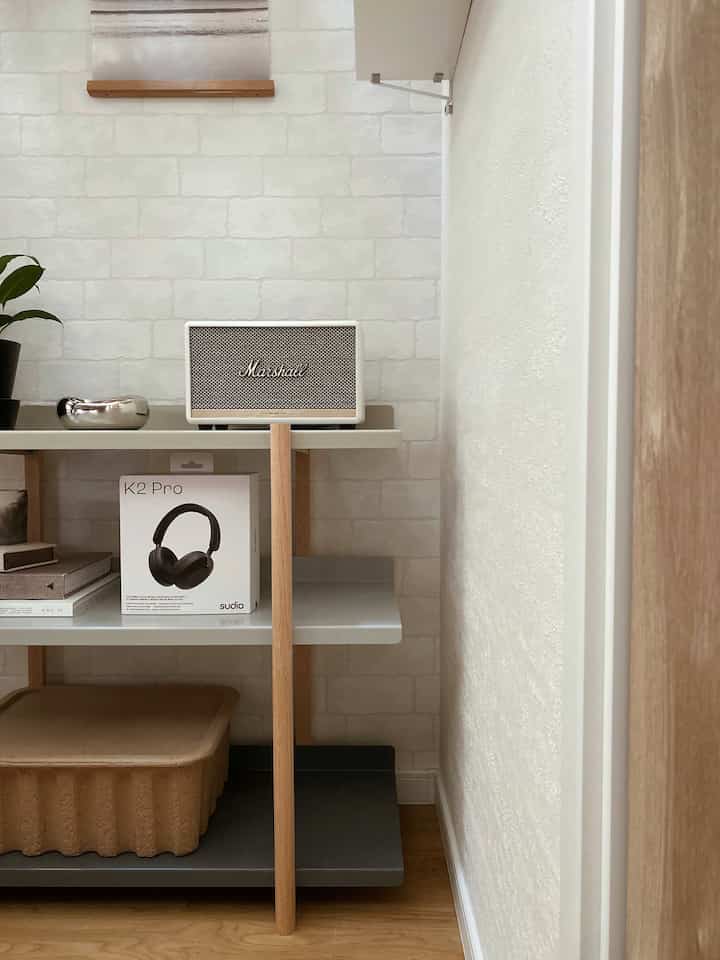 ☑︎Marshall Bluetooth スピーカー
☑︎DUENDE / デュエンデ  Marge shelf 
#シェルフ 
#Marshall 
#マーシャル
#shelf
#北欧インテリア 