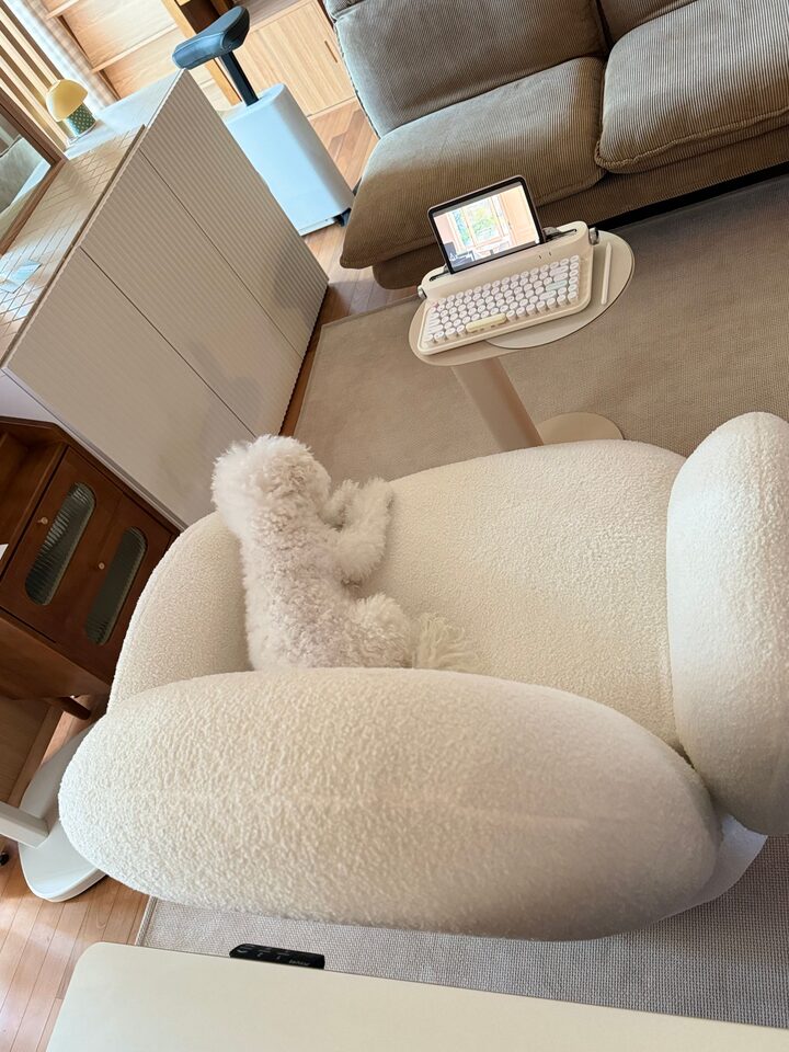 short form carousel card thumbnail