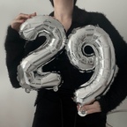 모노톤에 미친자의 생일기념 방꾸 🎂 숫자 풍선만 있으면 충분히 기념 가능..🤍 #생일파티 #홈파티 #숫자풍선