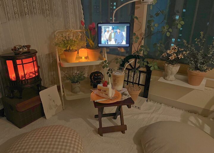 short form carousel card thumbnail