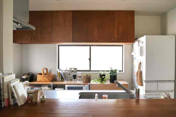 #kitchen

生活感のあるキッチン
無印のステンレスユニットシェルフ を組み合わせてキッチン収納にしています🍳

#キッチン　#台所　#ステンレスユニットシェルフ  #キッチン収納　#収納　#台所収納