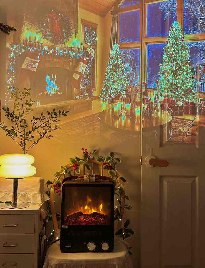 ＃今日からクリスマス＃キムドトリールーム
寒い天気には不気味な最高です🤧🔥
。
。
。
＃クリスマスインテリア＃クリスマス部屋飾り＃クリスマスデスクテリア＃christmasinterior＃christmasdecoration＃今日の家＃今日の家狭い部屋飾り＃デスクテリア＃ワンルームインテリア#自炊室のインテリア