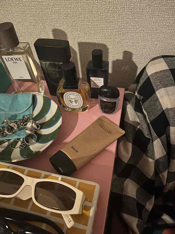 海外カルチャーに囲まれて暮らす部屋。

#ひとり暮らし #1R #9畳 #築古 