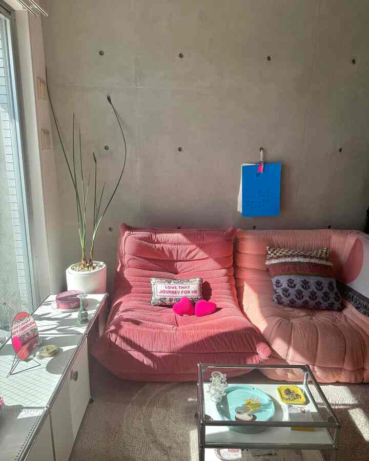 あったかいplace

#ligneroset #リーンロゼ #クッション #ラグ #ピンクインテリア #カラフルインテリア