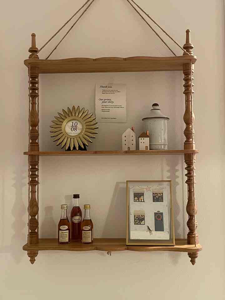 #リセノインテリア
#ナポレオンシェルフ
#ヘネシー　#ブランデー
#アンティーク
#ヴィンテージ
#真鍮雑貨