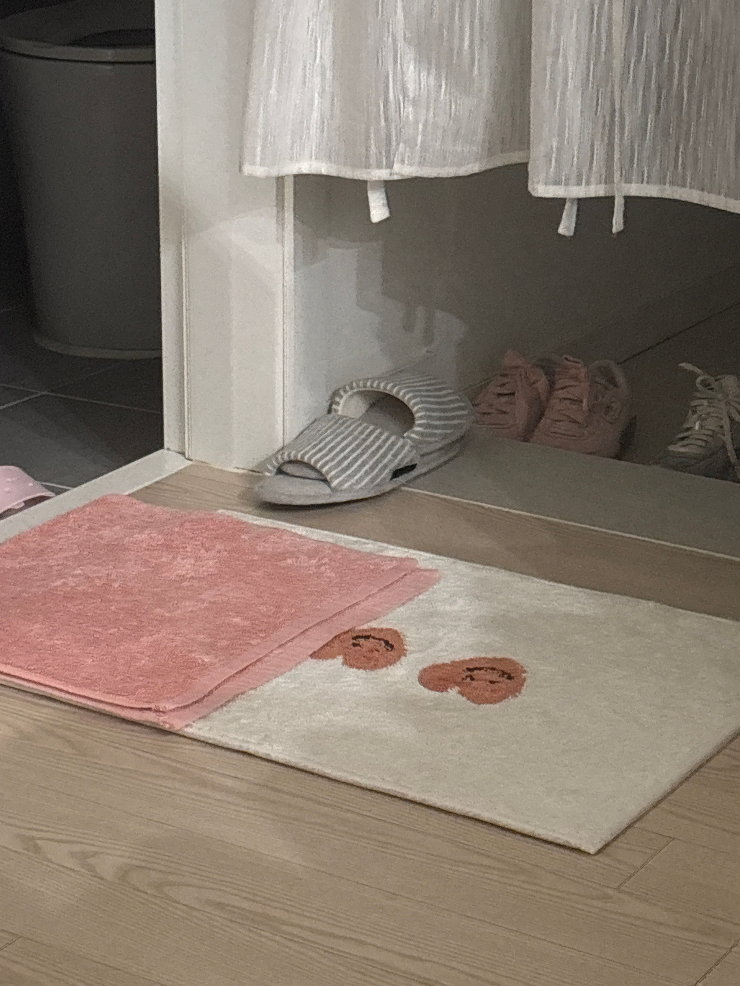 Heart Bath & Kitchen Mat user photo