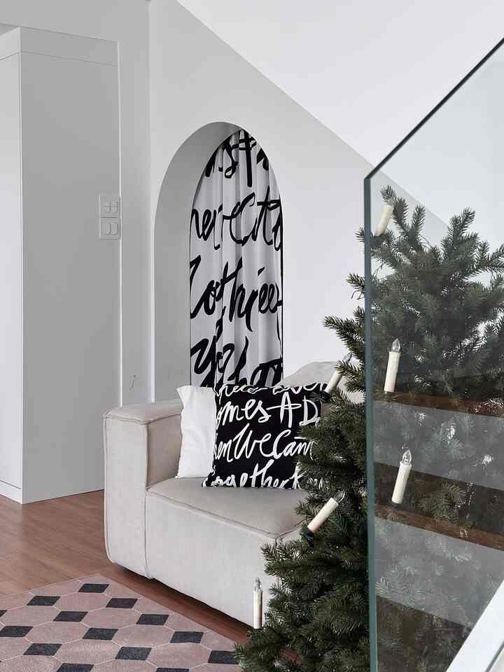 喉の頭を渡ります、、💨
みんな今日もよく過ごしましたか！

最近帰車ニズム病+しなければならない病気にかかったと思います！ 

掃除も面倒で洗濯しても今押されてる…ハハ…
アザアザ！私自身頑張ってください！
もし私と症状が似ている人がいたら
一緒に頑張ってください！アザ🔥🔥


#リビング装飾 #リビングインテリア #リビングスタイル
#ブラックインテリア #モダンインテリア #モノトーンインテリア
#moderninterior #monotoneinterior