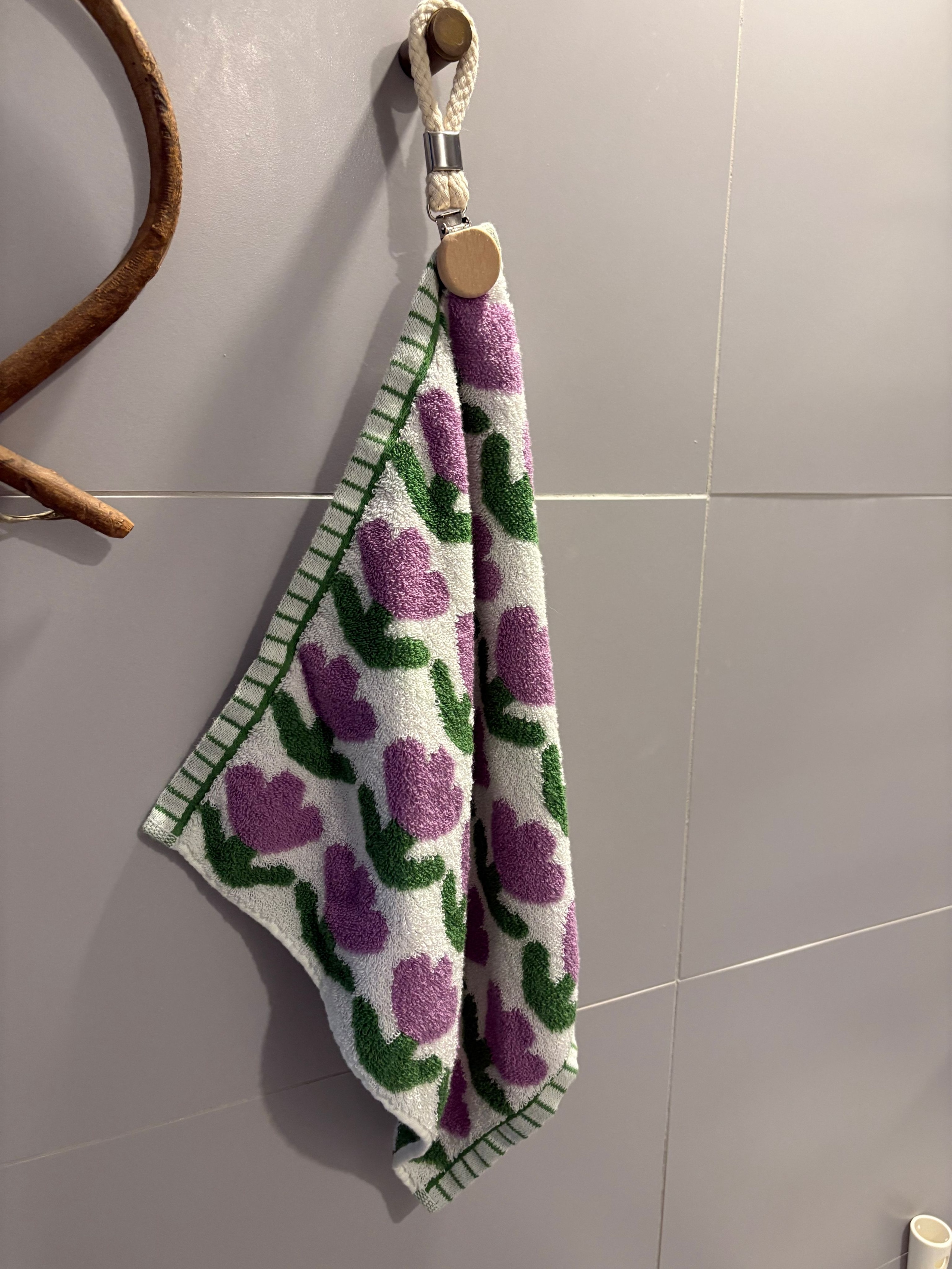 Argyle Pattern Kitchen Towel with Hanging Loop user photo