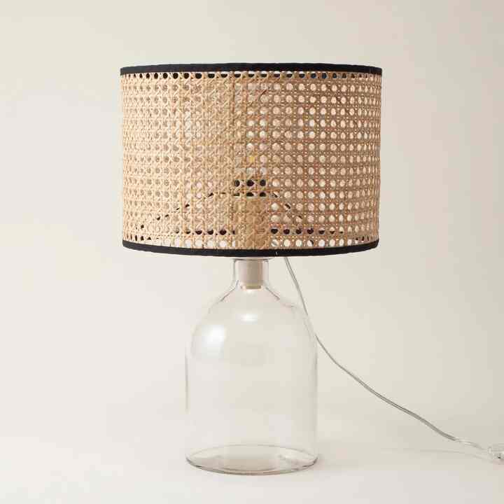 HEMMING GLASS TABLE LAMP