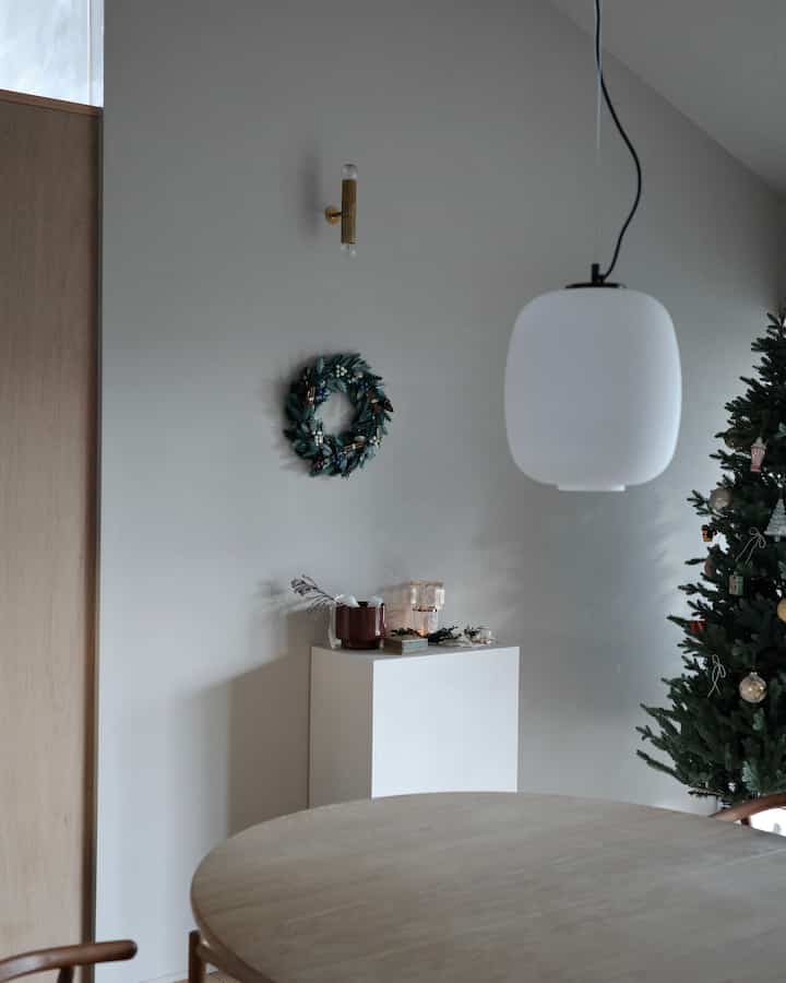 クリスマスムードなダイニング🎄



#ダイニング #ダイニングインテリア #クリスマス飾り #クリスマスインテリア 