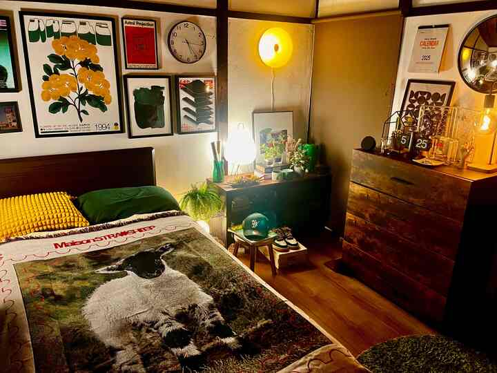 #インテリア #インテリア照明 #一人暮らし部屋 #一人暮らしの家 #古民家
Maisonstraysheepさんのラグがやっと届きました、ベッドにもソファに掛けてもめっちゃ可愛い…。