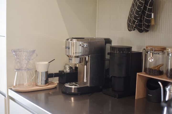 コーヒーを毎朝入れているのと、在宅勤務で夕方カフェラテを飲みたくなるので環境を整備☕️ #在宅勤務 #コーヒー #キッチン用品 #エスプレッソマシン