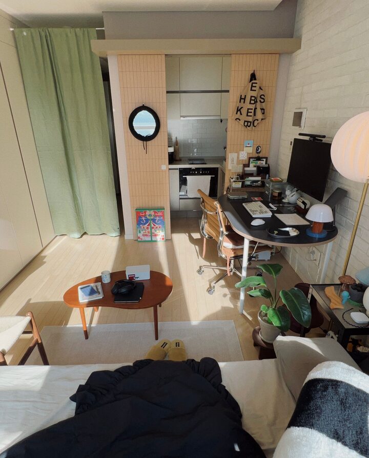 short form carousel card thumbnail