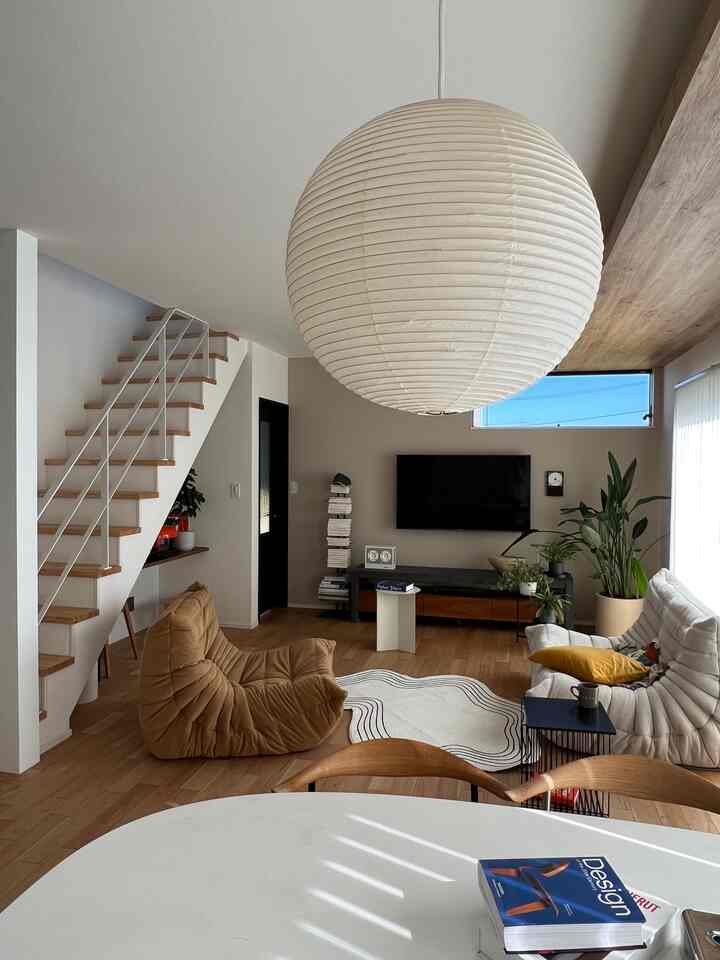 トーゴの良さは簡単に向きが変えられるところ
#リーンロゼトーゴ #ミッドセンチュリーモダン 