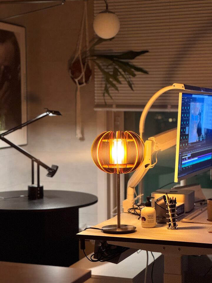 short form carousel card thumbnail