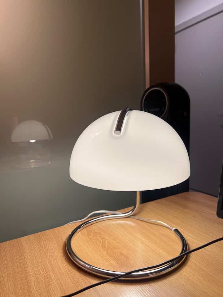 Setting the vibe with this unique mood lamp! 💡✨ It transforms any space into a cozy haven. Perfect for those chill nights in! #MoodLighting #HomeAesthetics #CozyVibes #MushroomLamp #MidCenturyModern #DeskLamp