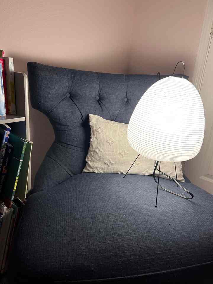 Unwinding in style with this stunning blue lounge sofa and moody paper lamp! 💙🛋️ The perfect combination for a cozy, relaxed atmosphere. #HomeVibes #LoungeLife #CozyCorners #Armchair #ModernLighting #CozyCorner