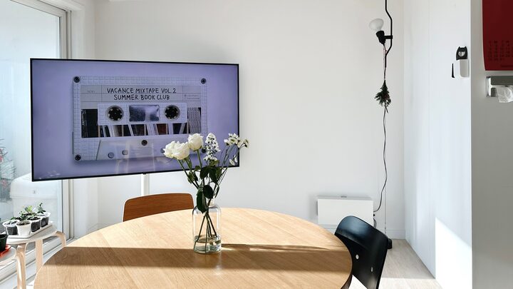 short form carousel card thumbnail