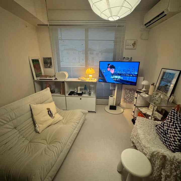 The evening view...
It feels somehow dim and mysterious.
#Living room #リビング小物 #リビングインテリア #うすぐらい #jab