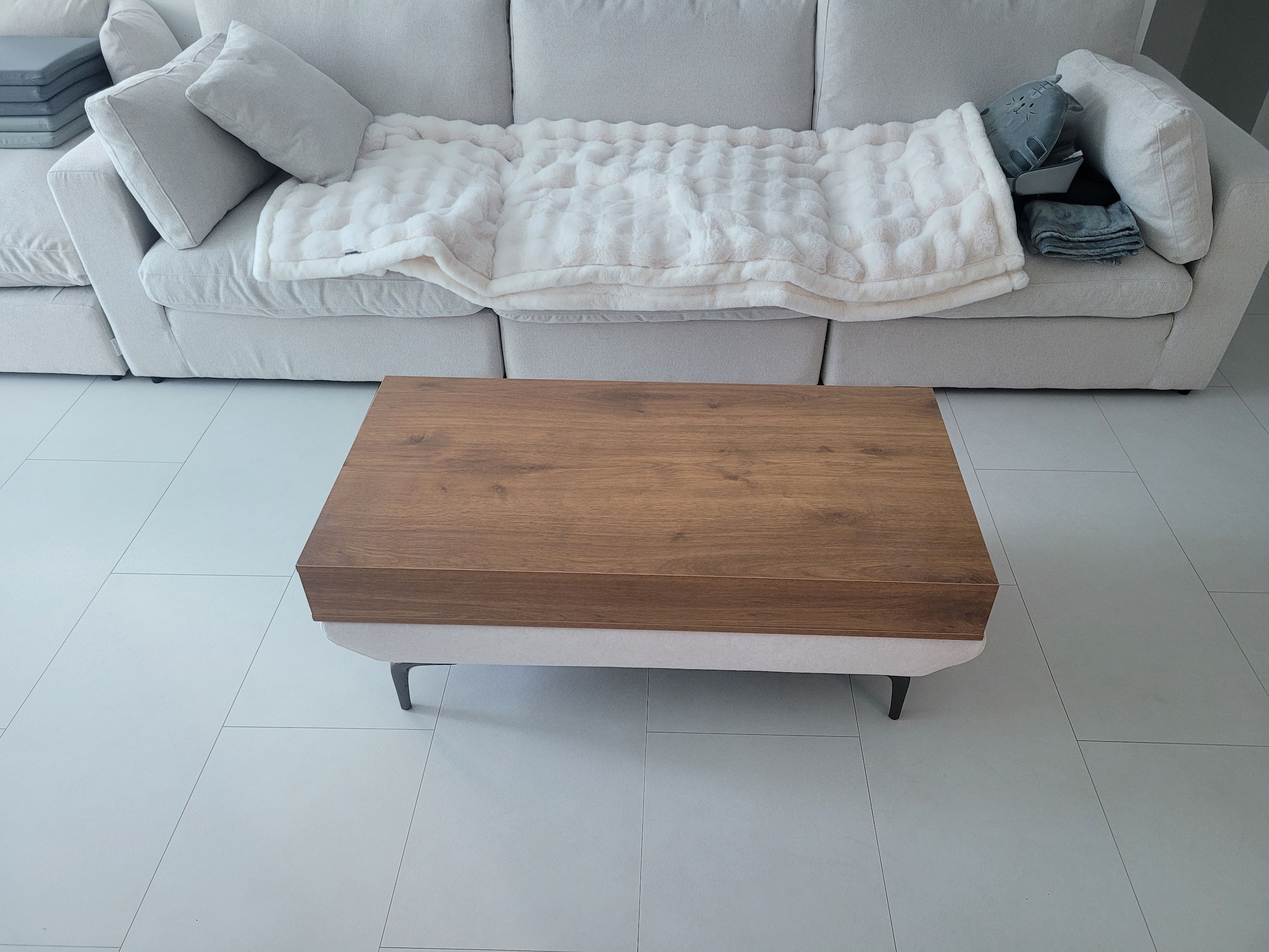 Fabric Storage Coffee Table user photo