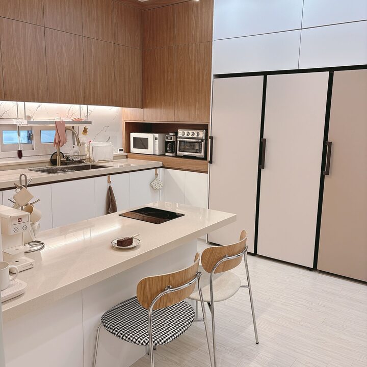 short form carousel card thumbnail