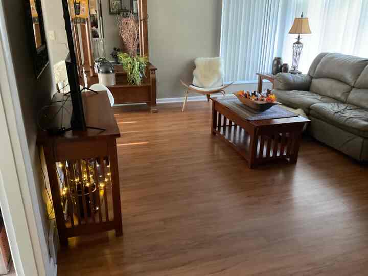 Embracing the warmth of a cozy living room filled with beautiful wooden furniture! 🌿🛋️ Perfect for snuggling up with a good book or sharing moments with loved ones. #CozyVibes #WoodenInteriors #HomeSweetHome #LeatherSofa #WoodenFurniture #CozyLivingRoom