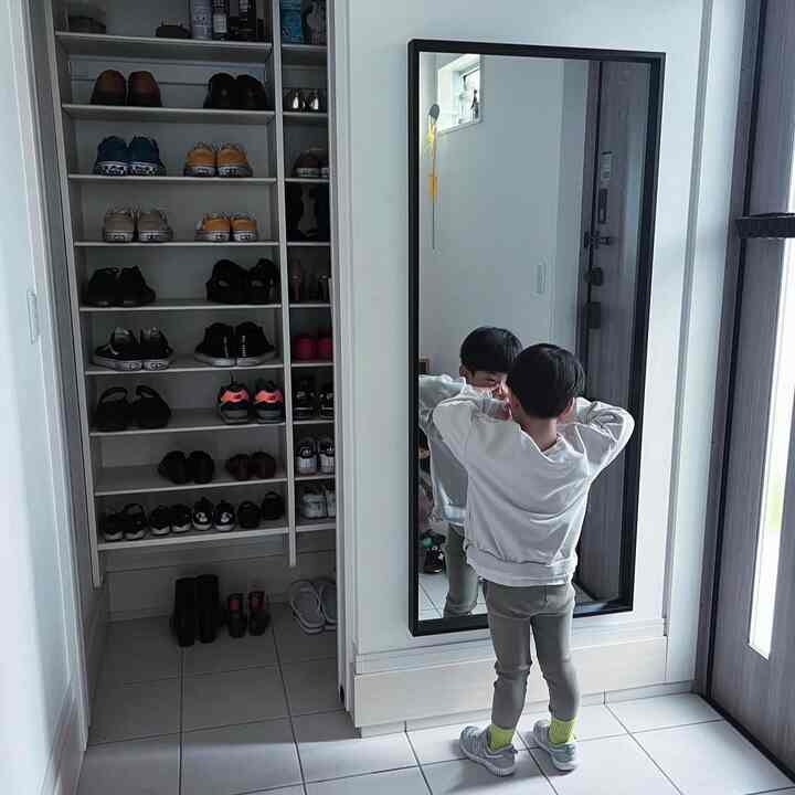 🪞　#身支度　#鏡　#ニッセダール　