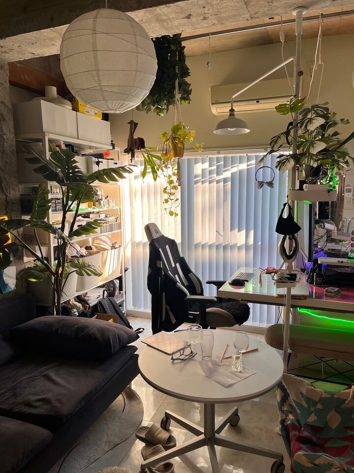 short form carousel card thumbnail