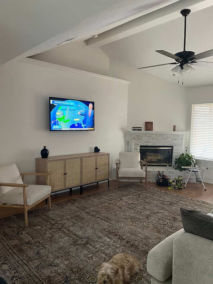 This is tv stand is everything I was looking for, the color, the style, the functionality. It’s beautiful. Took me a little under 3hrs to put together but only because it was 2 pieces, but it was worth it and not hard to put together as long as you have a drill.

#MidCenturyModern #Armchair #Sideboard