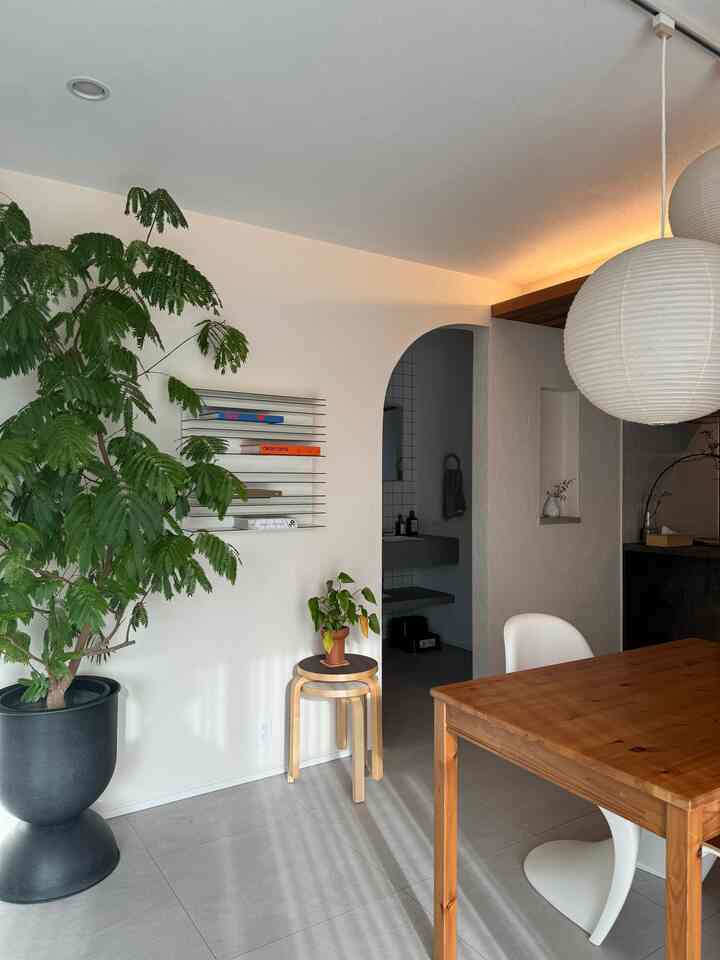 A quick glimpse of the long-awaited product before Instagram 🤞🏻 I'm so happy, so happy, so happy~

#artek # vitra #akari #ikea #frama
#ScandinavianInterior #Postmodern