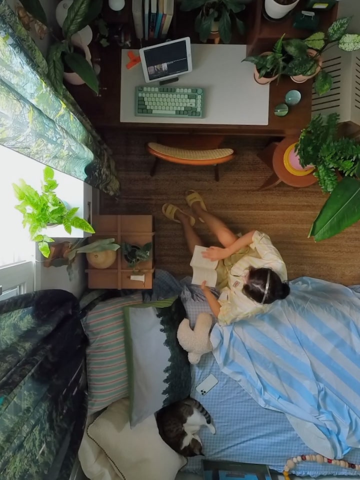 short form carousel card thumbnail