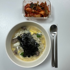 낮의우주님의 사진