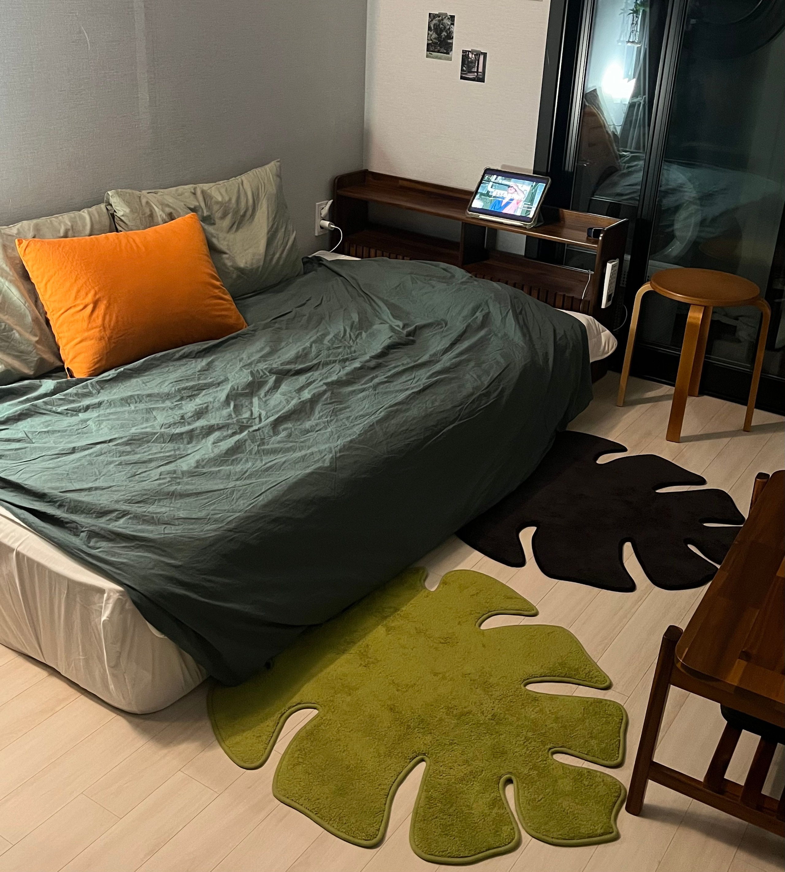 Solid Wood Foldable Low Coffee Table user photo