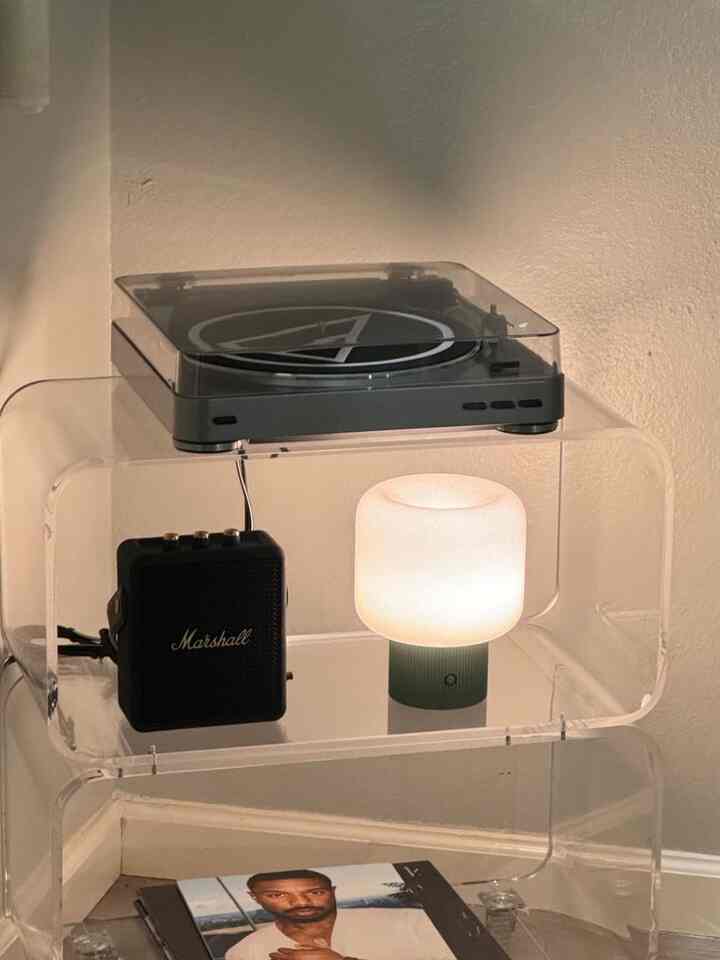 My little sanctuary for music moments 🎶💖. This is where I escape, unwind, and let the melodies take me away. What's your favorite tune? #MyPreciousSpace #MusicLover #RelaxAndUnwind