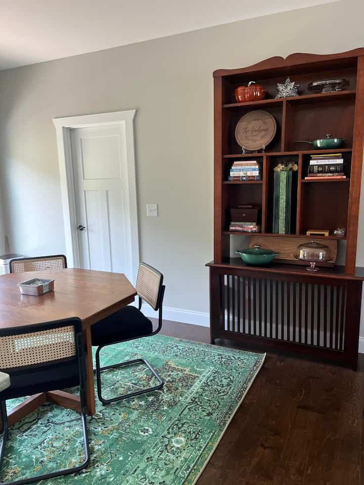 The vintage wooden furniture adds timeless charm and warmth to every meal. Loving this classic vibe! #MidCenturyModern #VintageCharm #DiningRoomInspo 






