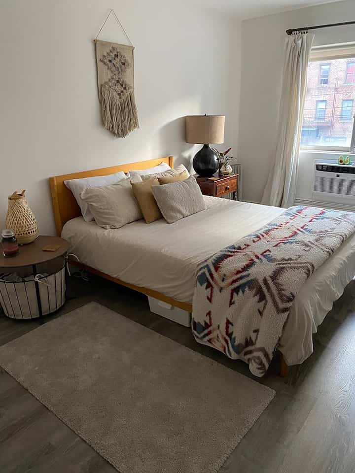 Diving into a world of colors and textures in my bohemian oasis 🌿✨ Every corner tells a story. #BohoVibes #DreamySpaces #ScandinavianDesign #WoodenBed #BohoDecor