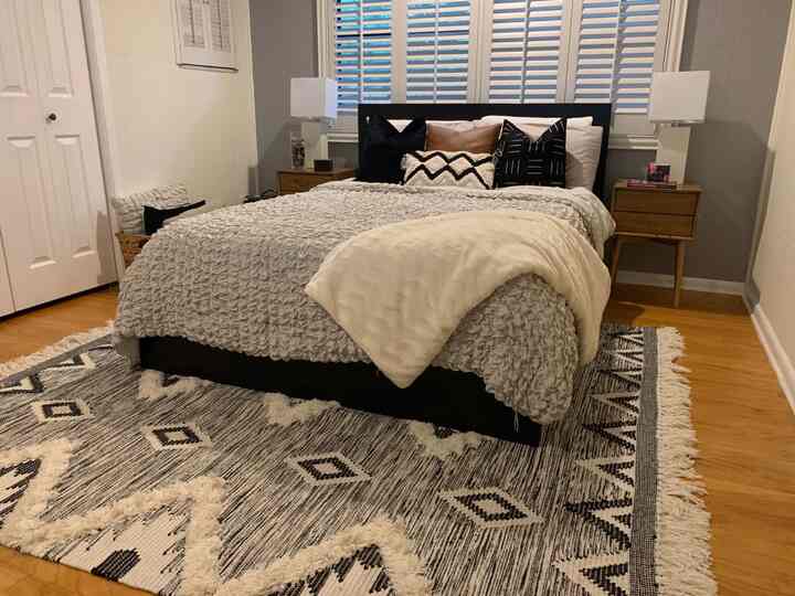 Transforming my bedroom into a cozy haven with beautifully decorated bedding fabrics! Perfect for snug nights and lazy mornings ✨🛏️
 #BedroomGoals #CozyVibes #BeddingInspo #MidCenturyModern #Bed #AreaRug