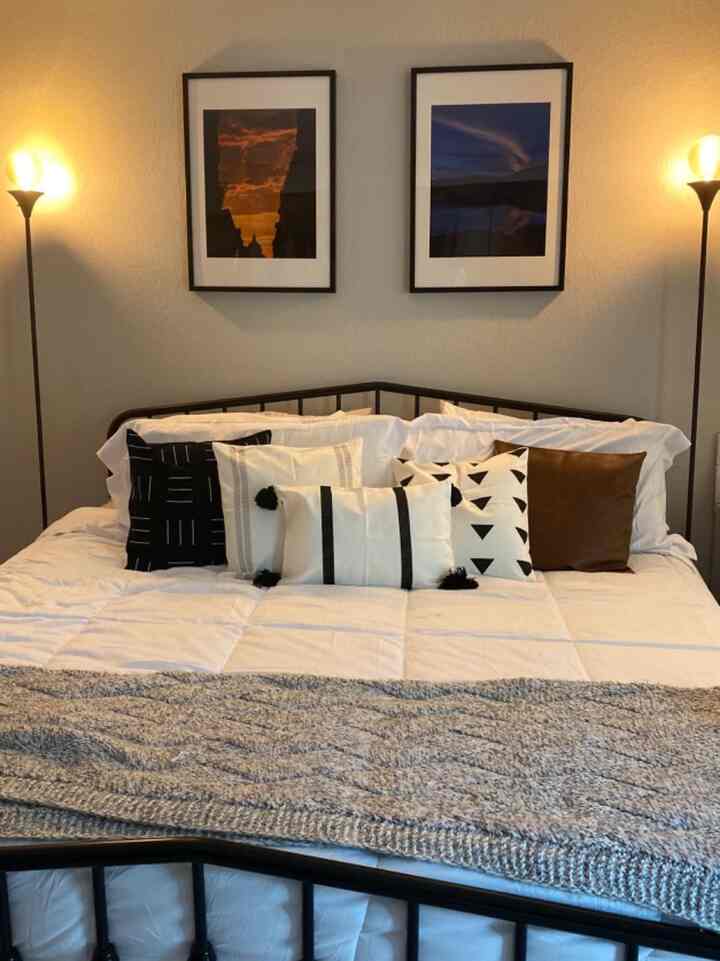 Nothing like a tidy bed to create that cozy vibe! Ready for some relaxing nights ahead! ✨🛏️ 
#CozyHome #BeddingGoals #TidySpace