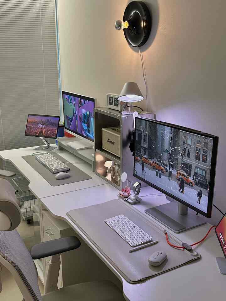 シングル モニター台［2色］を使ったコーディネート 3