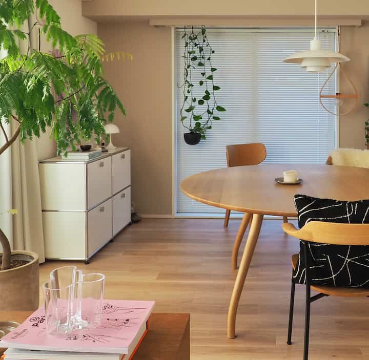 A relaxing holiday. How is everyone doing?

No matter how much I cut my pothos, it keeps getting longer, so I finally tried hanging it up 🪴

#dininginterior