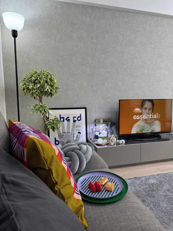 short form carousel card thumbnail