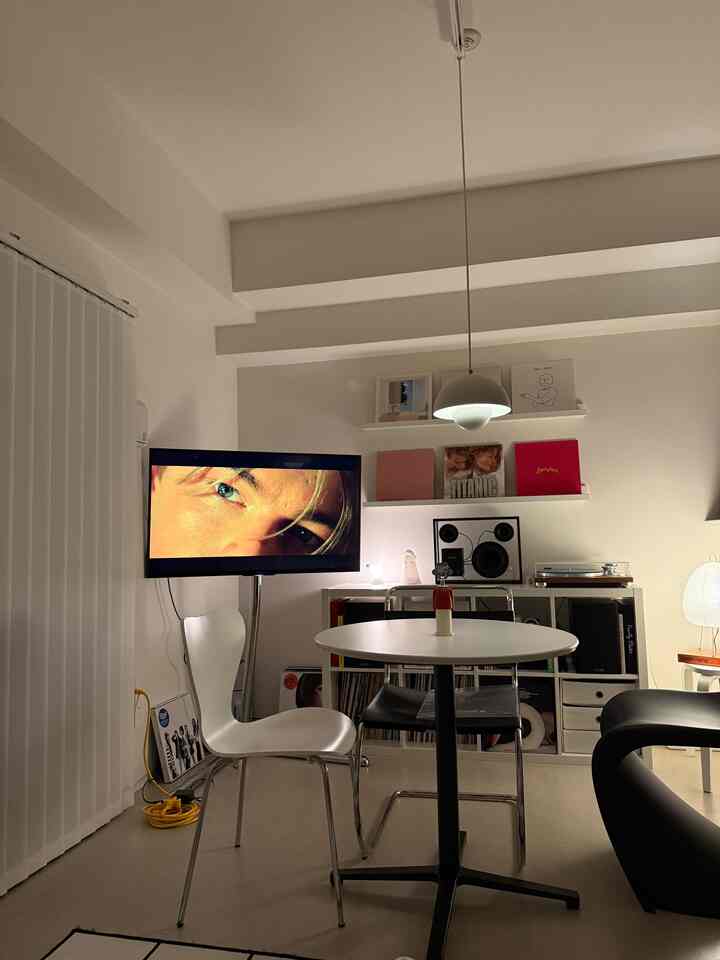 Titanic sambil minum gin di hari terakhir tahun ini 🚢
#Hidup #晩酌