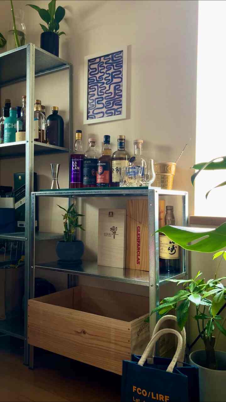 🥃 樽から出てきたニッカウイスキー

#ウイスキー #japanesewhiskey #nikka #interior #homedecor #andersonpaak #apartmentdecor #chillvibes #summernight #smallapartment #midcentury