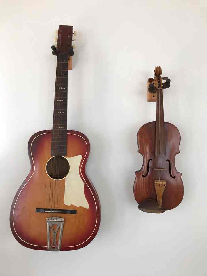 Instrumental in making my space feel complete! 🎵🌟 Check out my wall featuring my beloved guitars! 
#GuitarLove #WallDecor #MusicalInstruments #MinimalistDecor