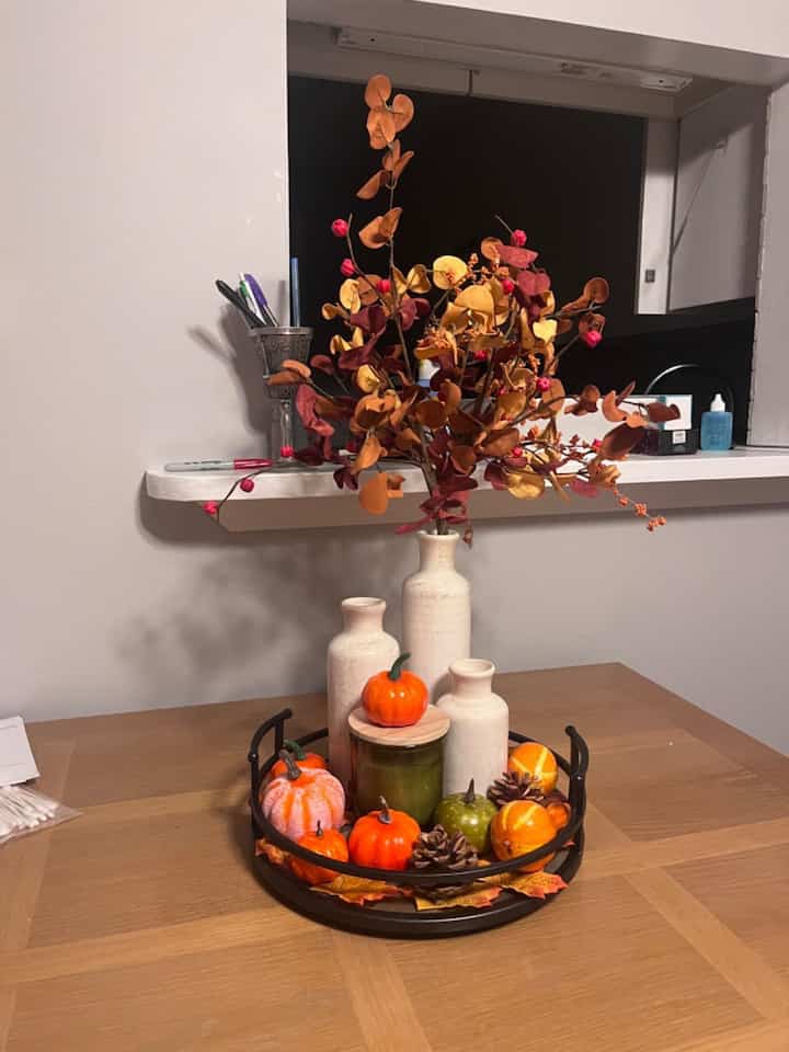 Dining in style this Halloween! 🎃🕸️ Where every meal comes with a sprinkle of spooky magic! 
#DecorInspo #FallDecor #VaseArrangement #ModernInterior