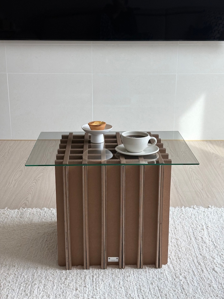 Hyeum Matte Pedestal Dessert Plate user photo